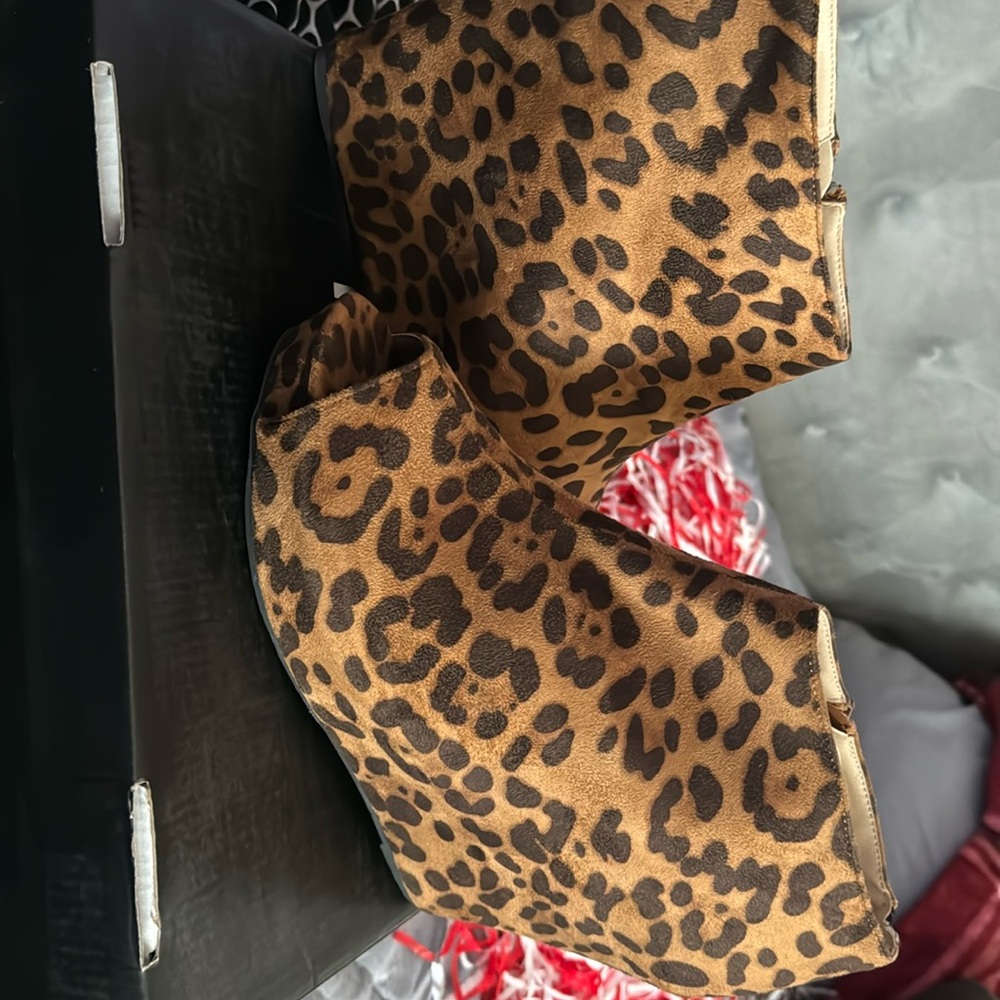 COPY - Leopard print wedge peep toe booty 12W